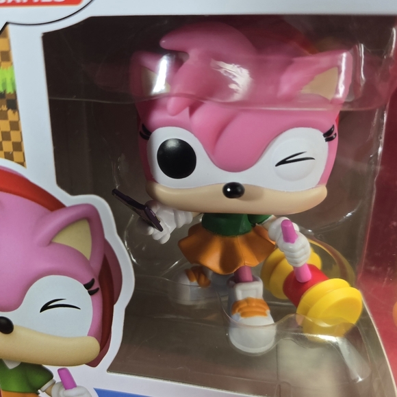 Amy Rose Funko # 1171 (Nib) With Pop Protector - Picture 3 of 7